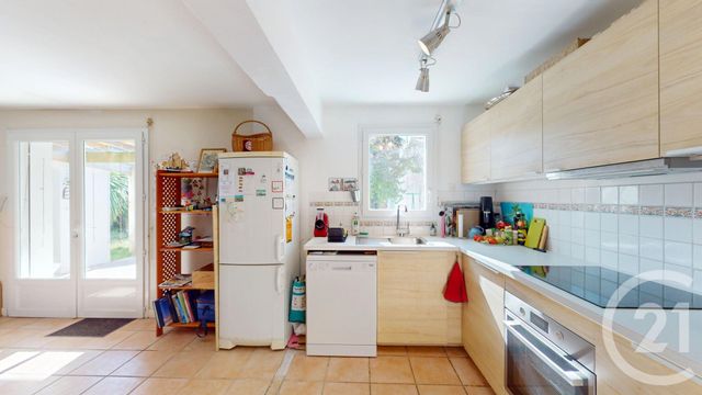 maison à vendre - 3 pièces - 73.0 m2 - ST HILAIRE LA FORET - 85 - PAYS-DE-LOIRE - Century 21 Océan Immobilier