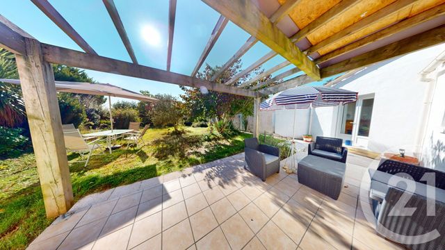 maison - ST HILAIRE LA FORET - 85