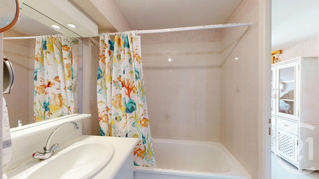 Appartement T2 à vendre - 2 pièces - 34.0 m2 - JARD SUR MER - 85 - PAYS-DE-LOIRE - Century 21 Océan Immobilier