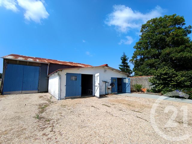 maison à vendre - 4 pièces - 75.78 m2 - ST HILAIRE LA FORET - 85 - PAYS-DE-LOIRE - Century 21 Océan Immobilier