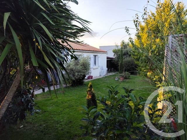 maison à vendre - 5 pièces - 117.49 m2 - JARD SUR MER - 85 - PAYS-DE-LOIRE - Century 21 Océan Immobilier