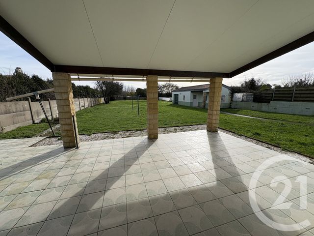 maison à louer - 7 pièces - 137.0 m2 - AVRILLE - 85 - PAYS-DE-LOIRE - Century 21 Océan Immobilier