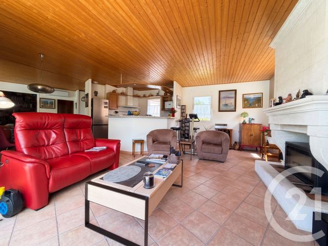 maison à vendre - 7 pièces - 168.99 m2 - ST VINCENT SUR JARD - 85 - PAYS-DE-LOIRE - Century 21 Océan Immobilier