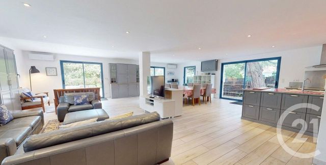 maison à vendre - 8 pièces - 218.17 m2 - LONGEVILLE SUR MER - 85 - PAYS-DE-LOIRE - Century 21 Océan Immobilier