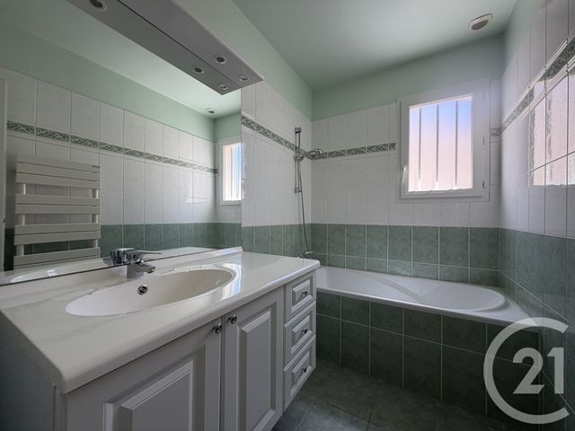 maison à vendre - 4 pièces - 75.7 m2 - JARD SUR MER - 85 - PAYS-DE-LOIRE - Century 21 Océan Immobilier