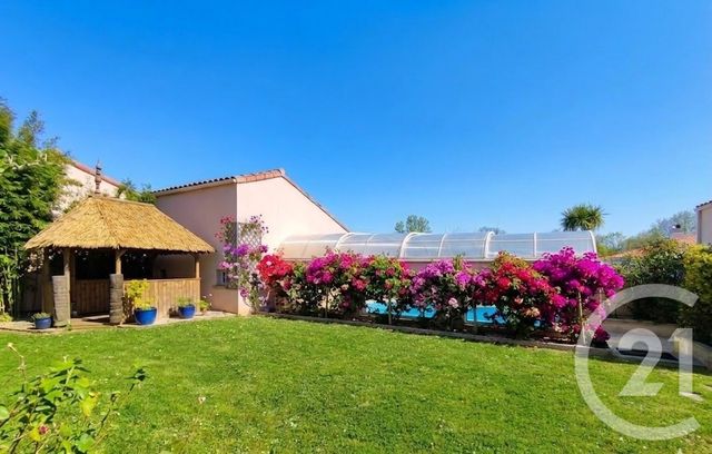 maison à vendre - 13 pièces - 317.0 m2 - ST VINCENT SUR JARD - 85 - PAYS-DE-LOIRE - Century 21 Océan Immobilier