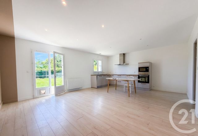 maison à vendre - 5 pièces - 103.58 m2 - ST HILAIRE LA FORET - 85 - PAYS-DE-LOIRE - Century 21 Océan Immobilier
