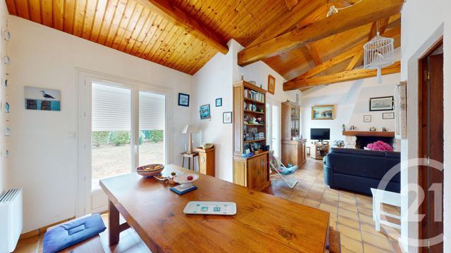 maison à vendre - 6 pièces - 128.87 m2 - ST VINCENT SUR JARD - 85 - PAYS-DE-LOIRE - Century 21 Océan Immobilier
