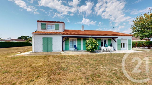 maison à vendre - 6 pièces - 128.87 m2 - ST VINCENT SUR JARD - 85 - PAYS-DE-LOIRE - Century 21 Océan Immobilier