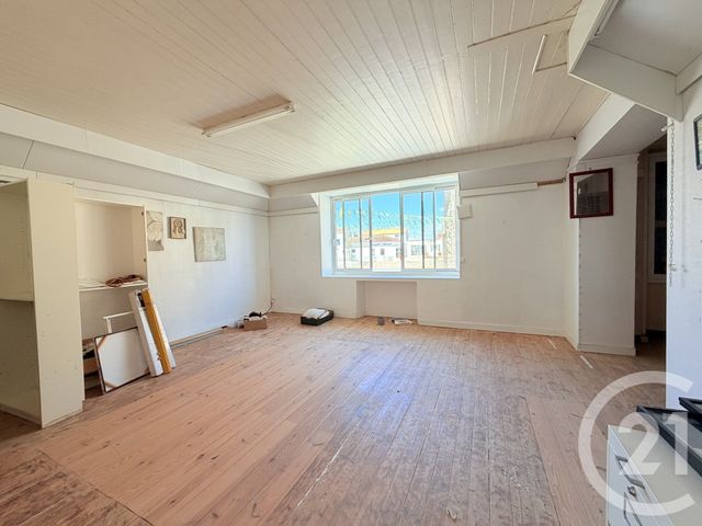 maison à vendre - 8 pièces - 305.18 m2 - LONGEVILLE SUR MER - 85 - PAYS-DE-LOIRE - Century 21 Océan Immobilier