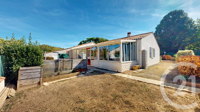maison à vendre - 4 pièces - 104.3 m2 - ST VINCENT SUR JARD - 85 - PAYS-DE-LOIRE - Century 21 Océan Immobilier