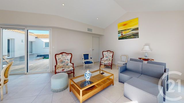 maison à vendre - 6 pièces - 130.1 m2 - LA TRANCHE SUR MER - 85 - PAYS-DE-LOIRE - Century 21 Océan Immobilier