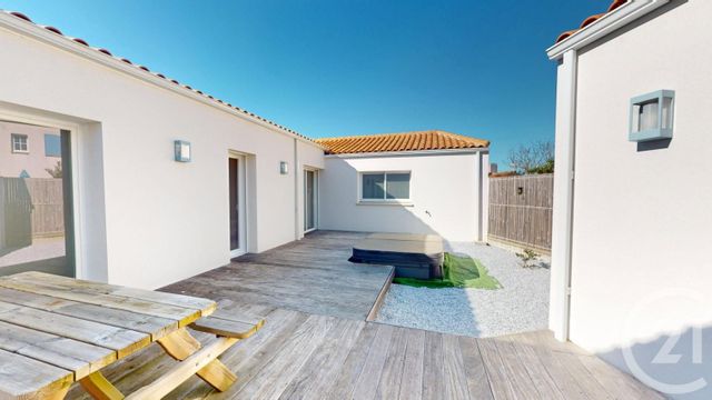 maison à vendre - 6 pièces - 130.1 m2 - LA TRANCHE SUR MER - 85 - PAYS-DE-LOIRE - Century 21 Océan Immobilier